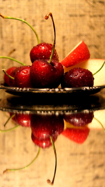 Das Cherries Acrylic Still Life Wallpaper 360x640