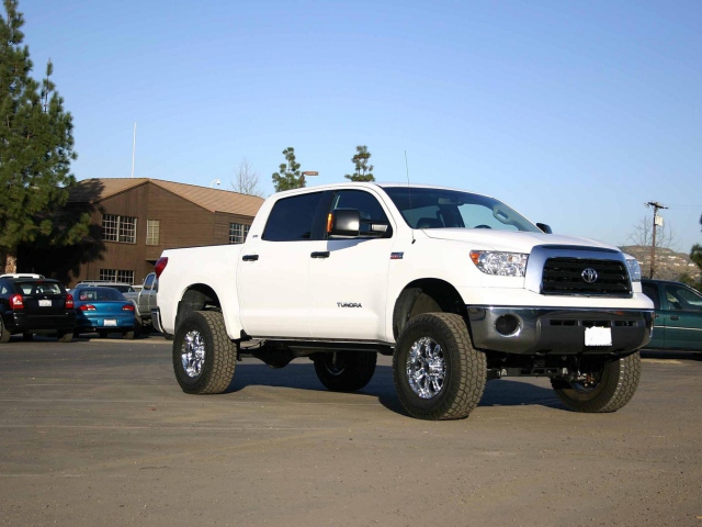 Das Toyota Tundra Wallpaper 640x480