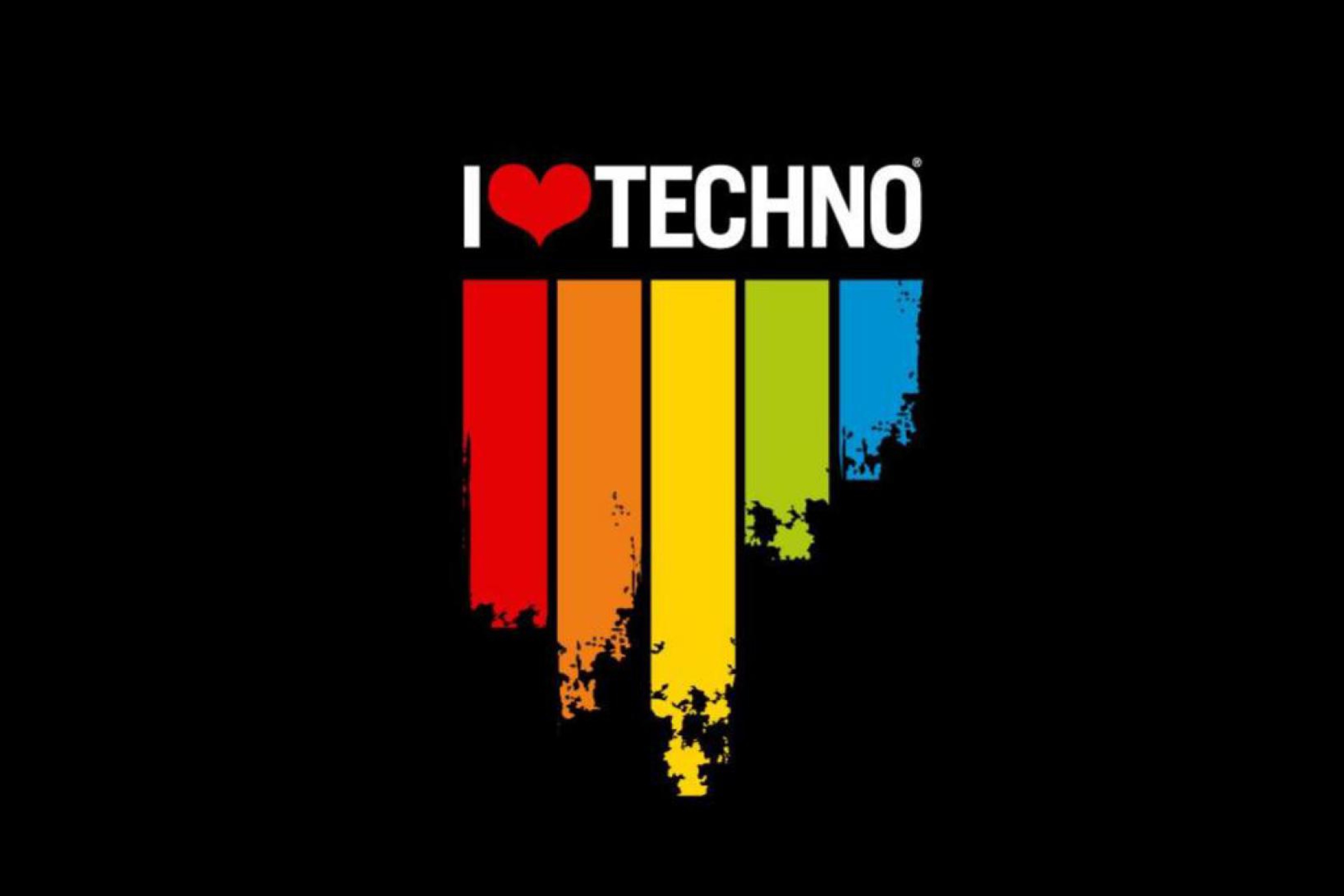 Обои I Love Techno 2880x1920