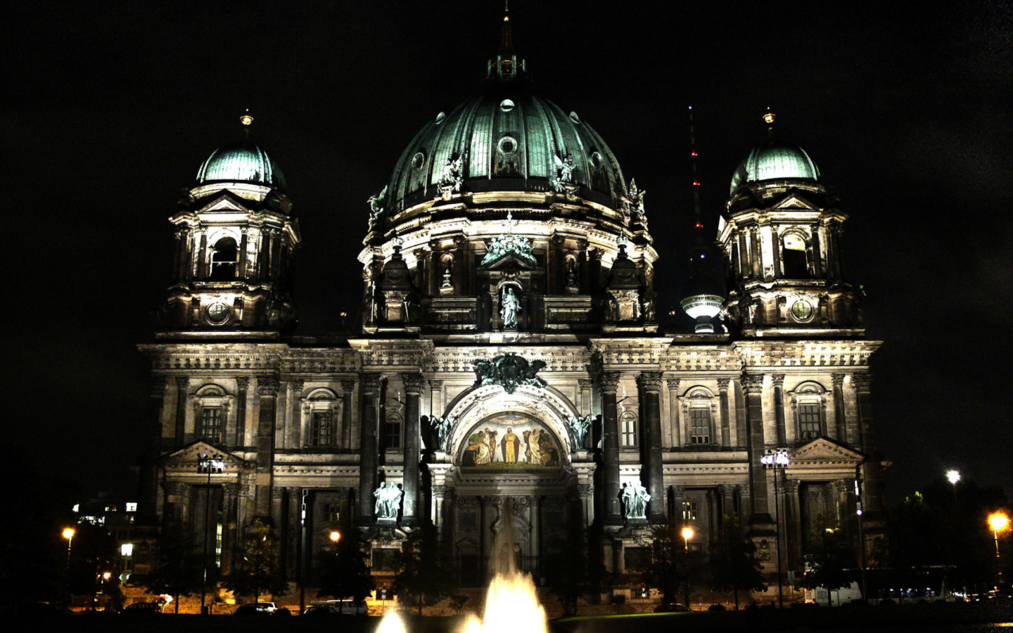 Berliner Dom At Night screenshot #1 1440x900