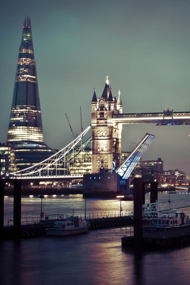 Tower Bridge Of London And The Shard Skyscraper wallpaper 640x960