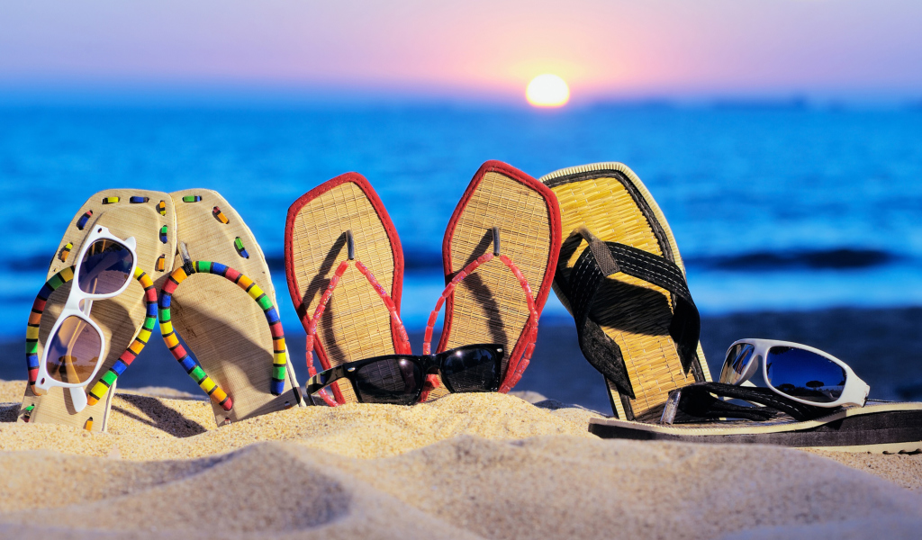 Das Beach Slippers Wallpaper 1024x600