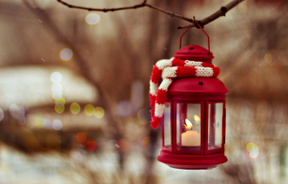 Free Christmas Lantern Picture for Android, iPhone and iPad