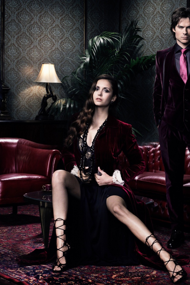 Fondo de pantalla Nina Dobrev in The Vampire Diaries 640x960
