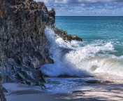 Fondo de pantalla Rocks And Ocean Waves 176x144