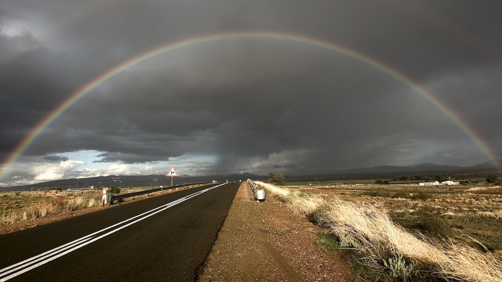 Das Double Rainbow And Road Wallpaper 1600x900