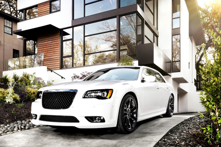 Screenshot №1 pro téma Chrysler 300 2015