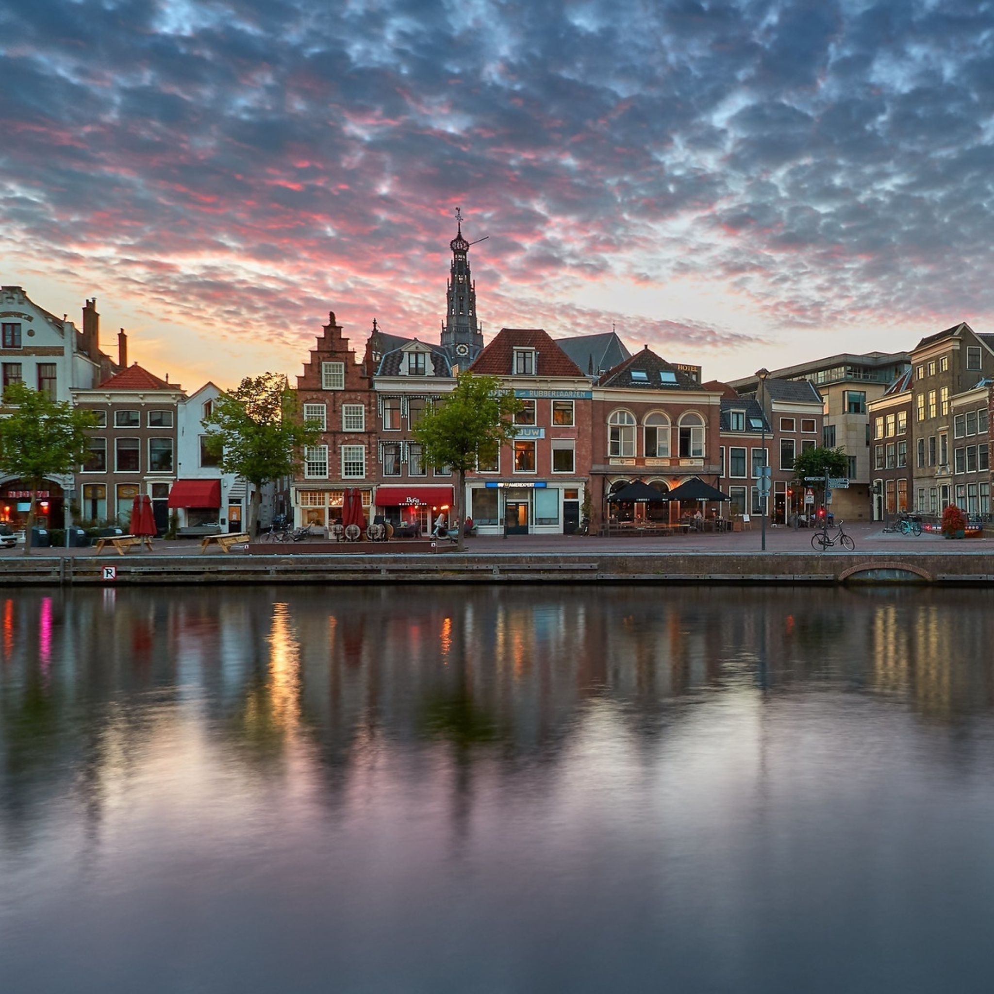 Fondo de pantalla Holland Haarlem 2048x2048