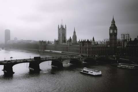 Fondo de pantalla London City Black And White 480x320