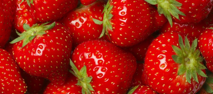 Screenshot №1 pro téma Juicy Strawberries 720x320