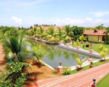 Alleppey or Alappuzha city in the southern Indian state of Kerala screenshot #1 220x176