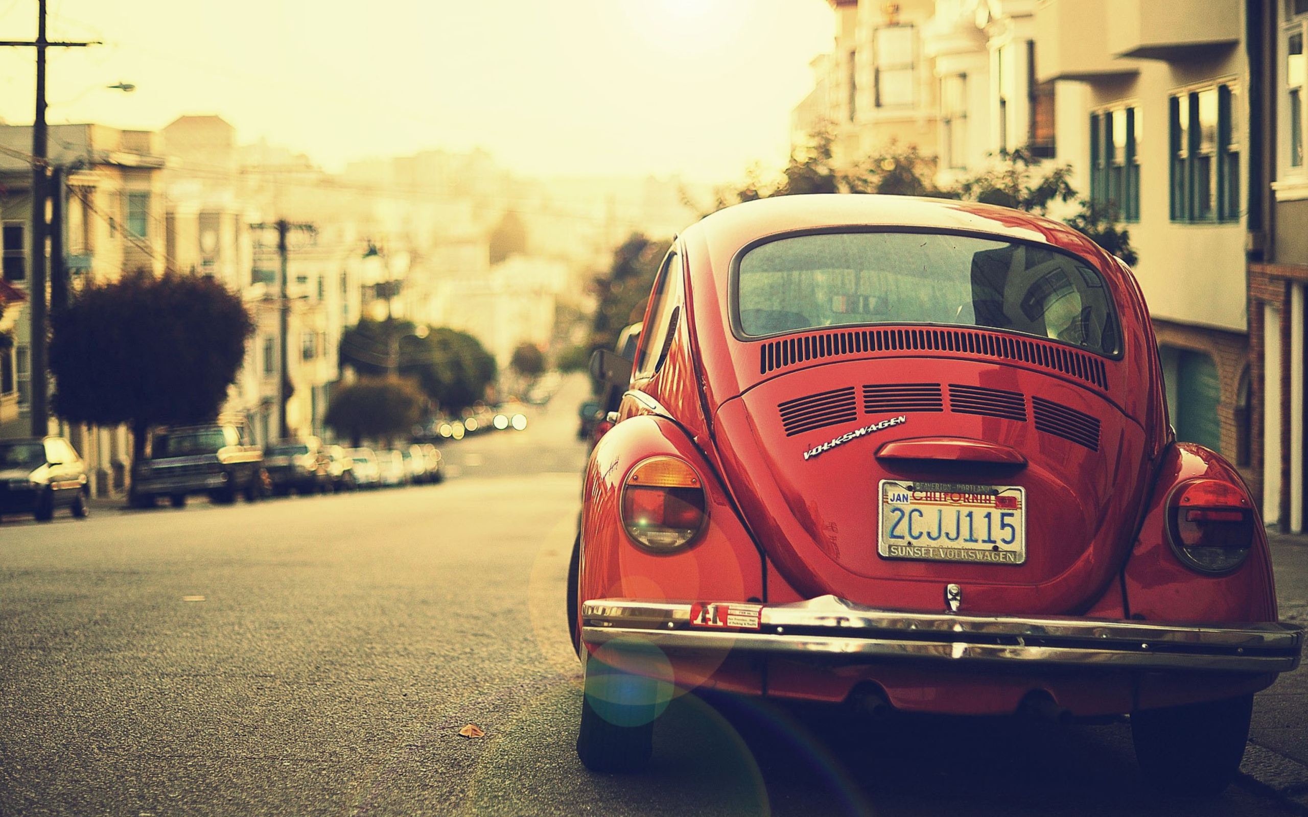 Vintage Red Volkswagen Beetle wallpaper 2560x1600