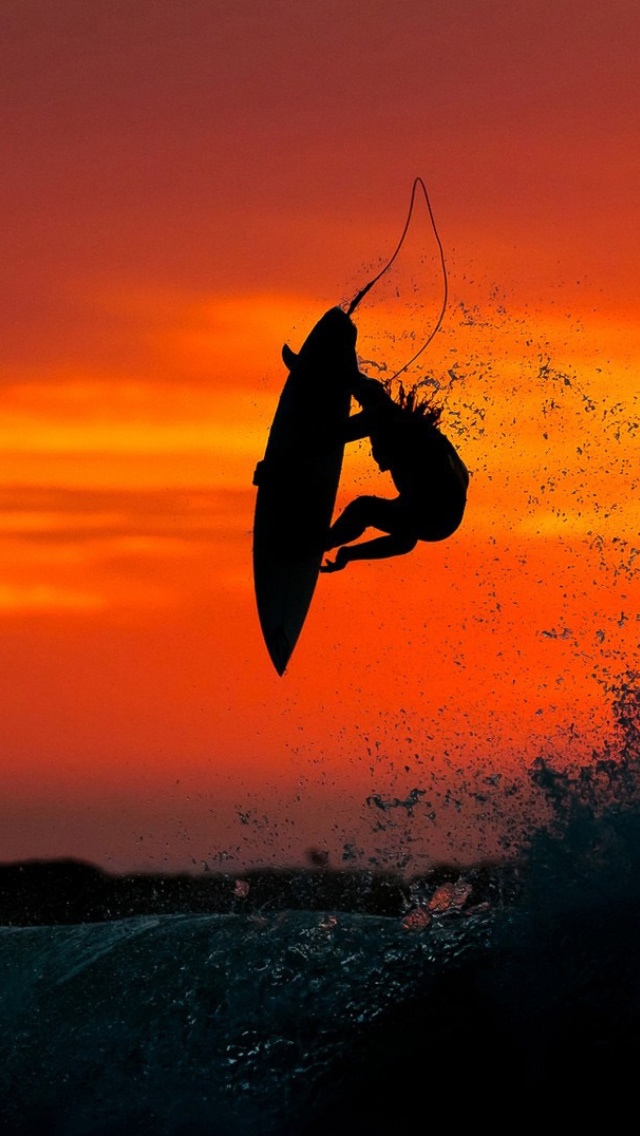 Extreme Surfing wallpaper 640x1136