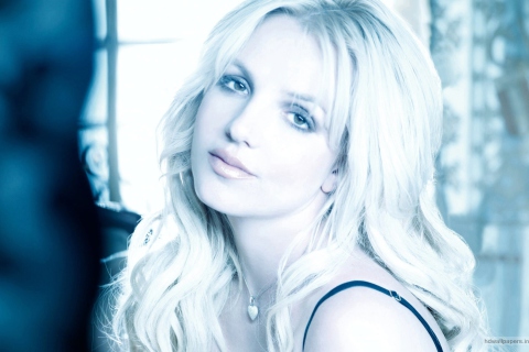 Fondo de pantalla Britney Spears 480x320