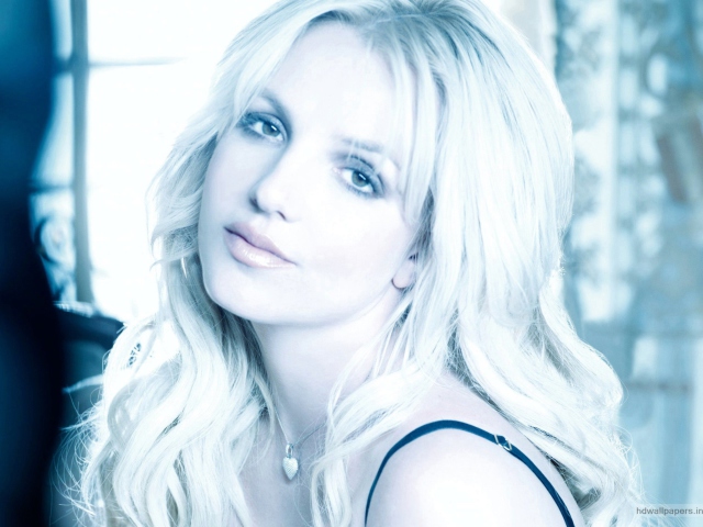 Sfondi Britney Spears 640x480