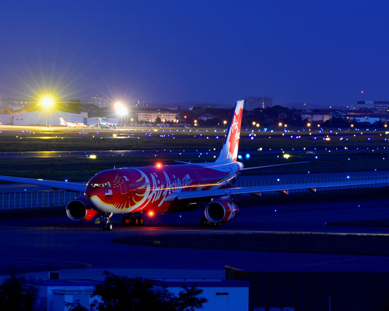 Das Airbus A330 Air Asia Wallpaper 1280x1024