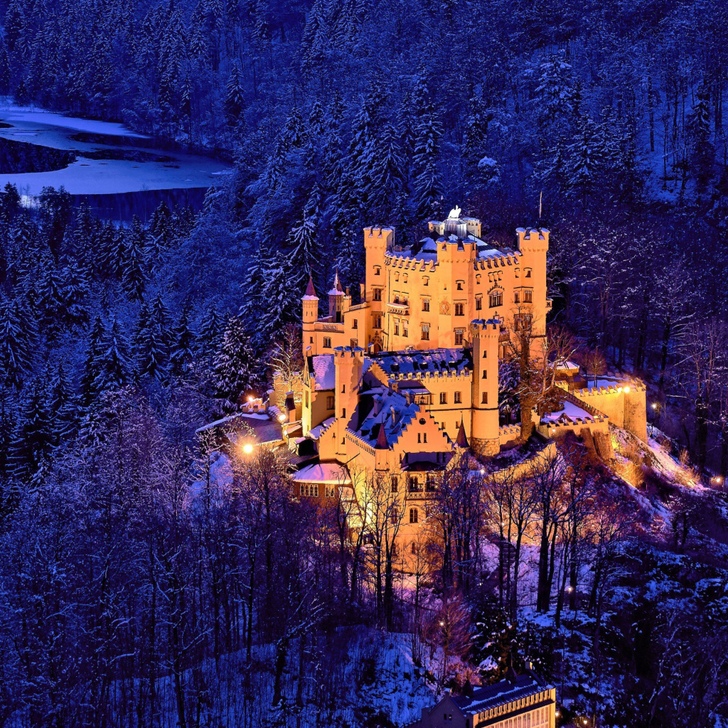 Das Hohenschwangau Castle Wallpaper 1024x1024