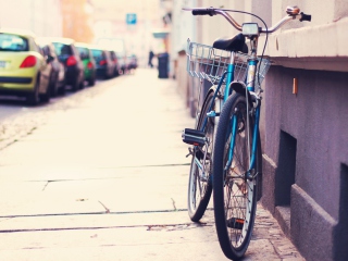 Lonely Bicycle wallpaper 320x240