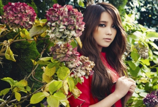 Girl In Garden Background for Android, iPhone and iPad