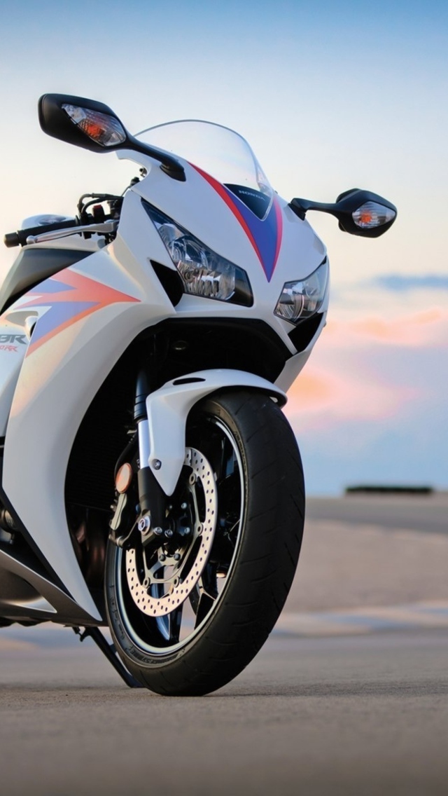 Screenshot №1 pro téma Honda Cbr Bike 640x1136