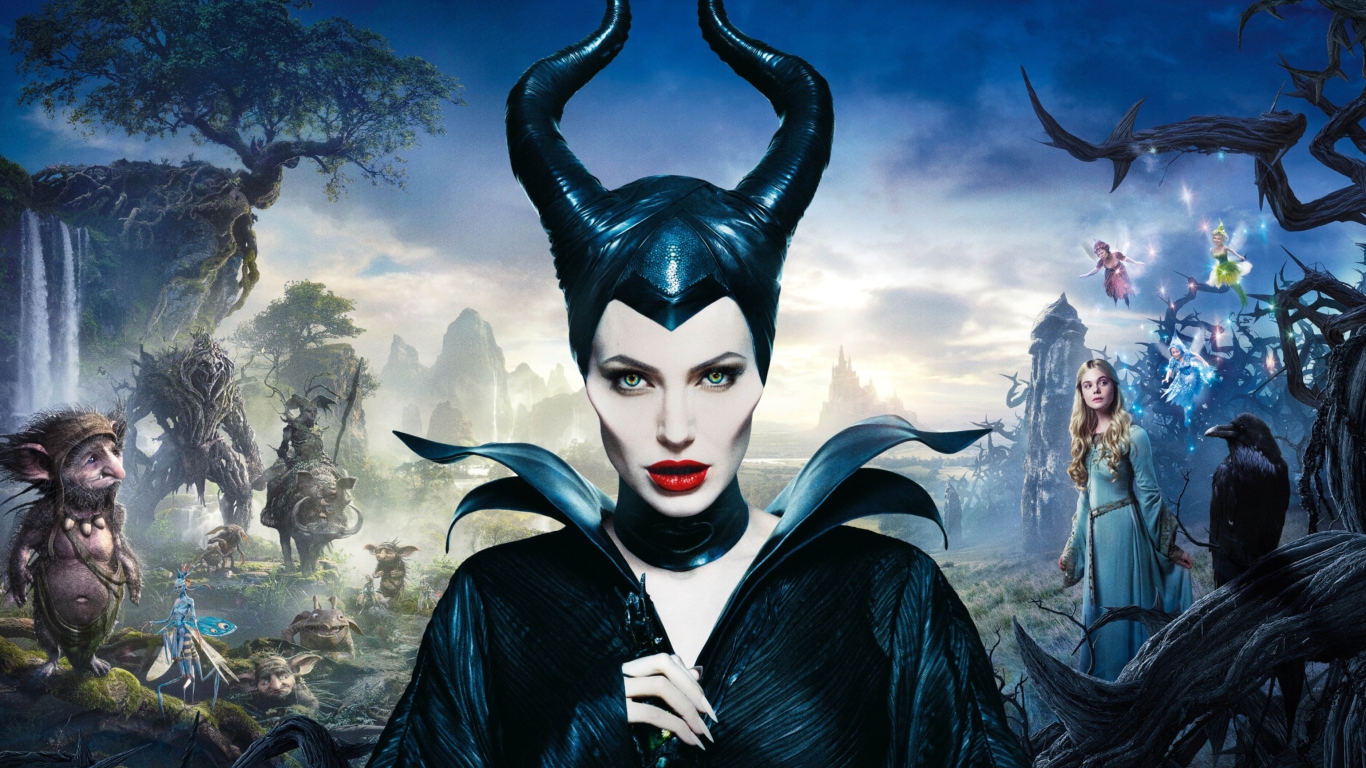 Angelina Jolie In Maleficent wallpaper 1366x768