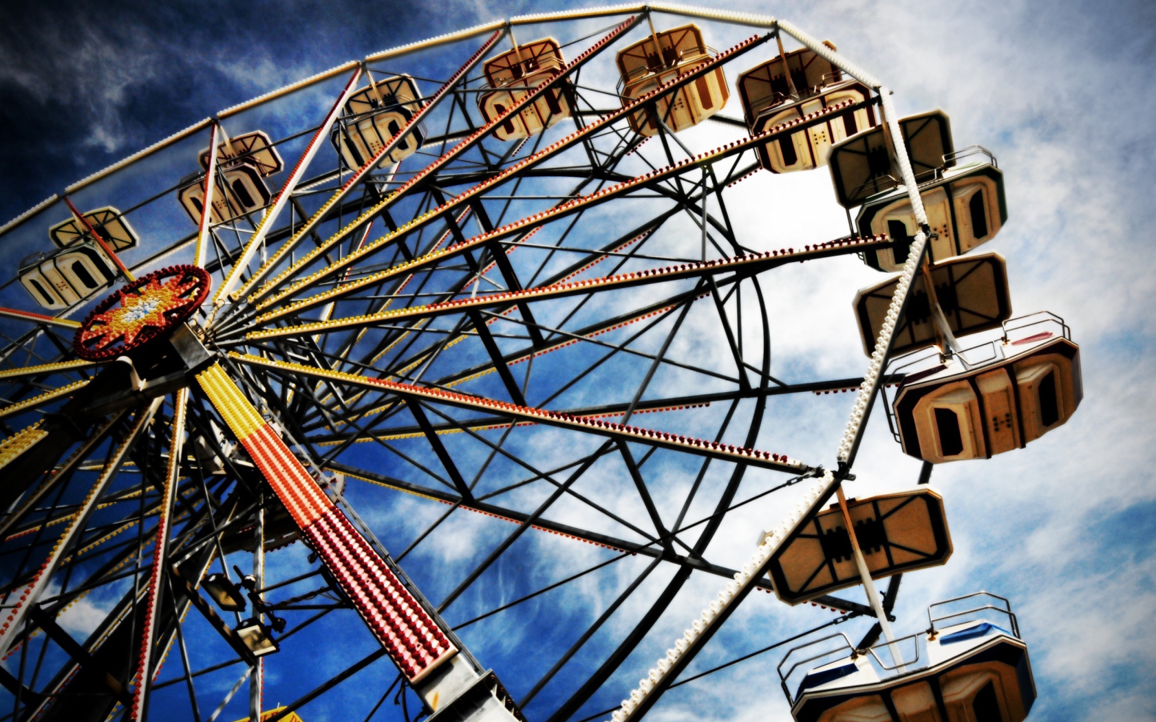 Fondo de pantalla Ferris Wheel 1680x1050