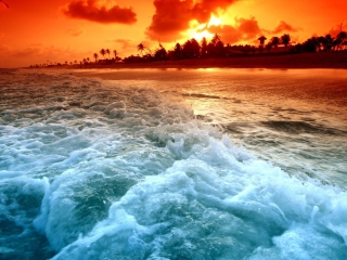 Das Blue Waves And Red Sunset Wallpaper 320x240