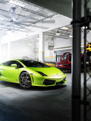 Обои Neon Green Lamborghini Gallardo 132x176
