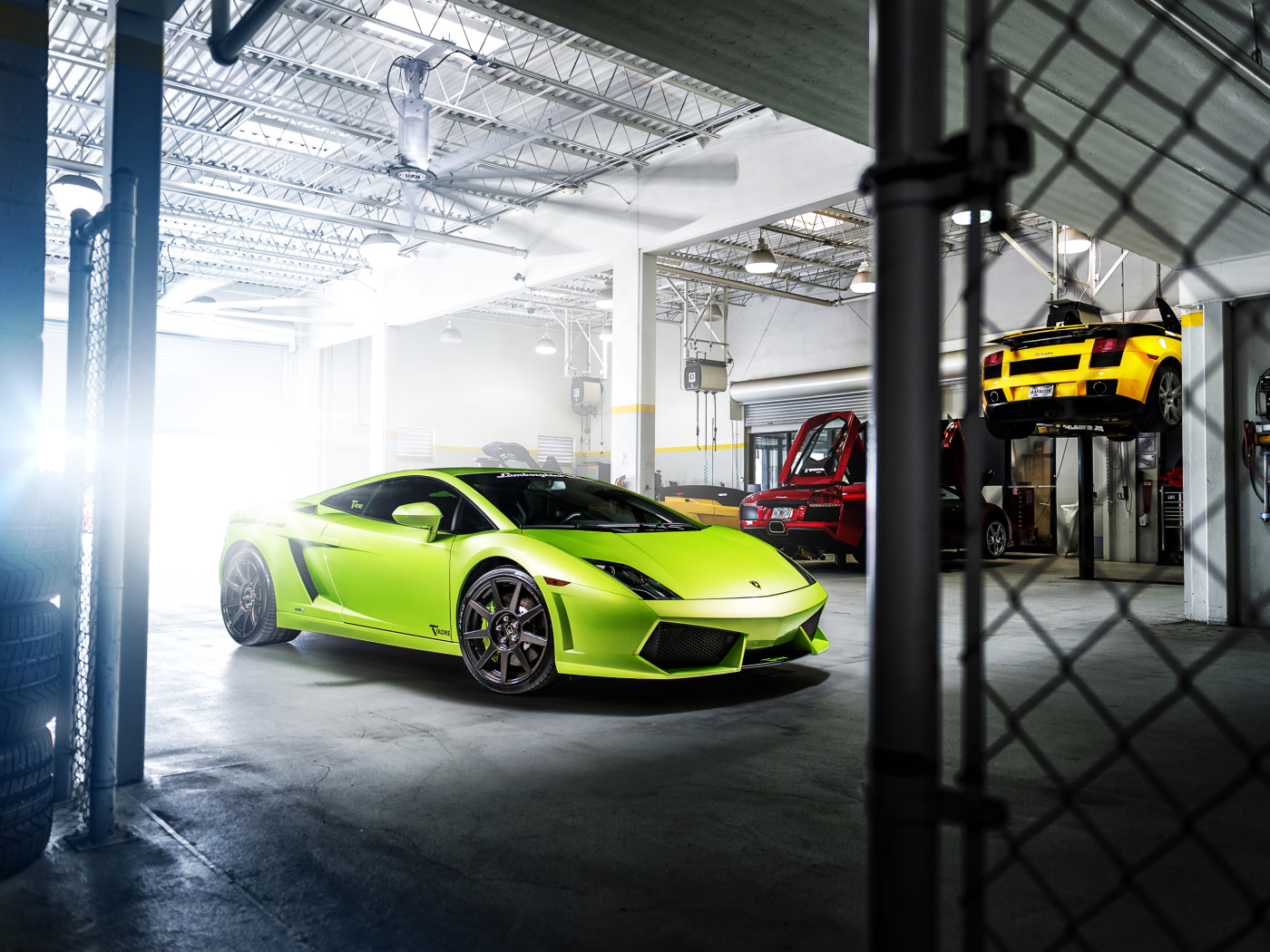 Fondo de pantalla Neon Green Lamborghini Gallardo 1400x1050