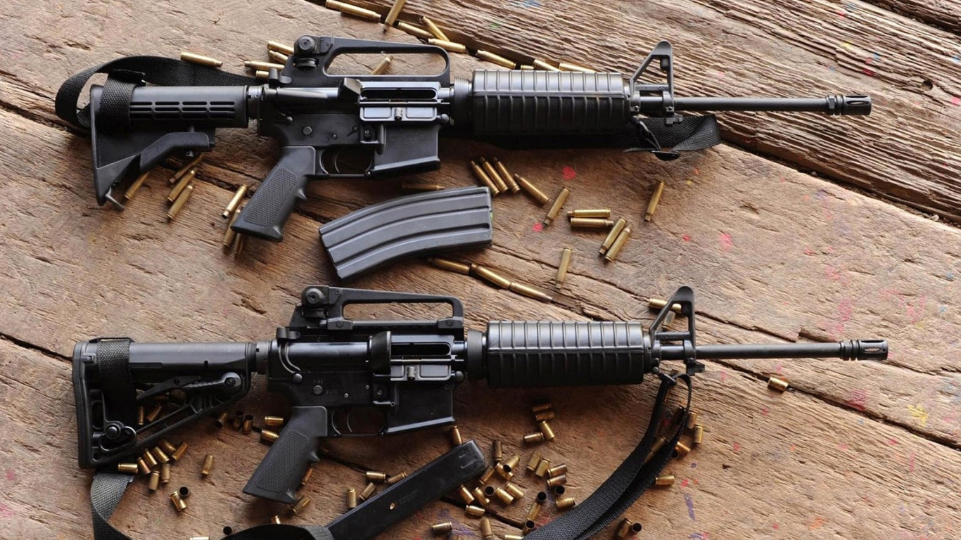 Обои M4 carbine rifle 1366x768