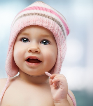 Kostenloses Sweet Baby In Pink Hat Wallpaper für 128x160