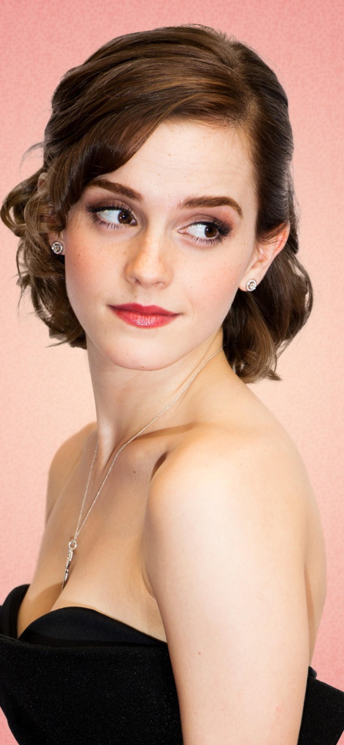 Sfondi Emma Watson Lady Style 1170x2532