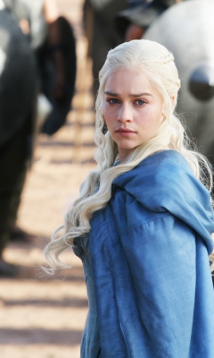 Обои Emilia Clarke In Game Of Thrones 240x400