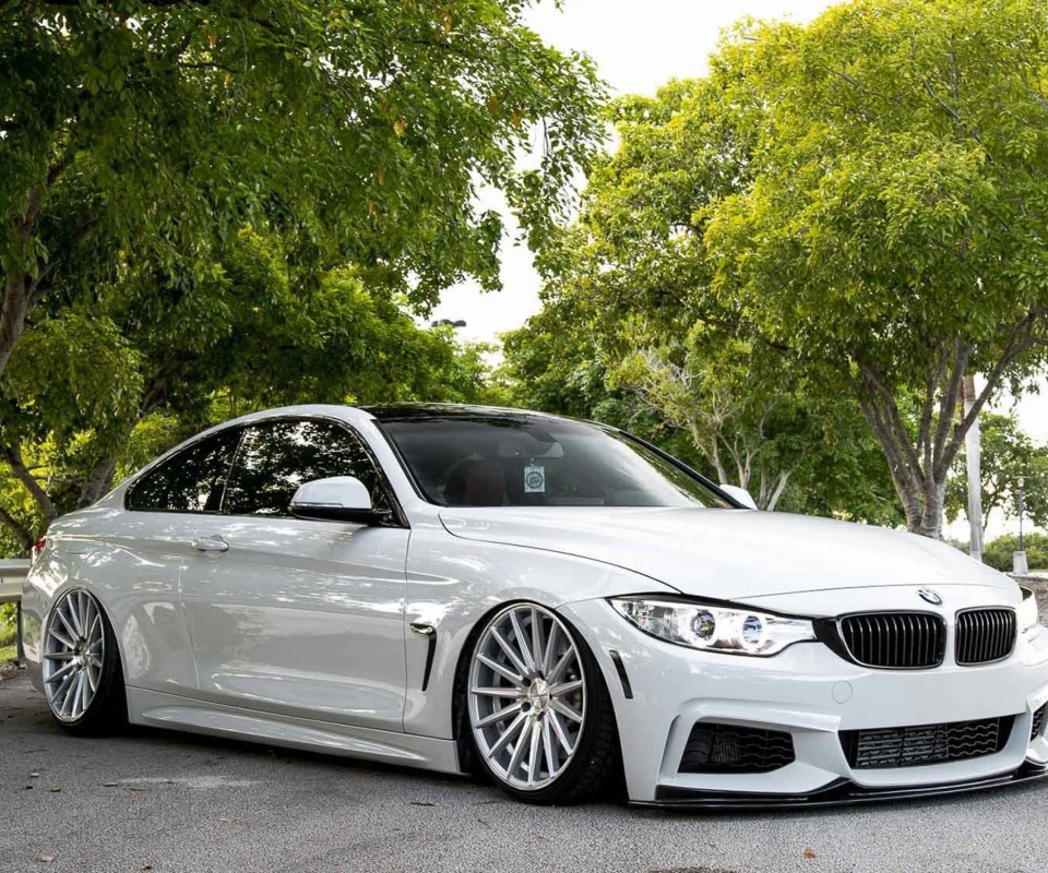 BMW 4 Series White screenshot #1 960x800