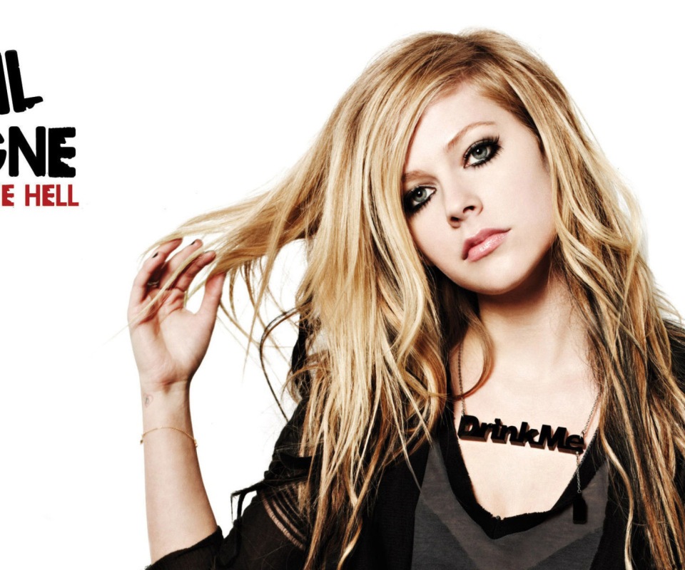 Обои Avril Lavigne 960x800