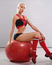 Fondo de pantalla Fitness Exercise Ball Blonde 176x220
