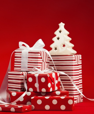 White And Red Christmas - Fondos de pantalla gratis para HTC Titan