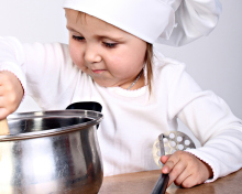 Young Chef wallpaper 220x176