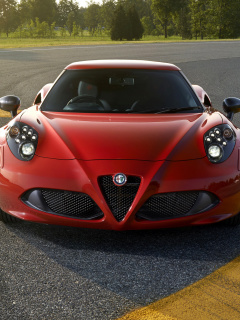 Fondo de pantalla Alfa Romeo 4C Front View 240x320