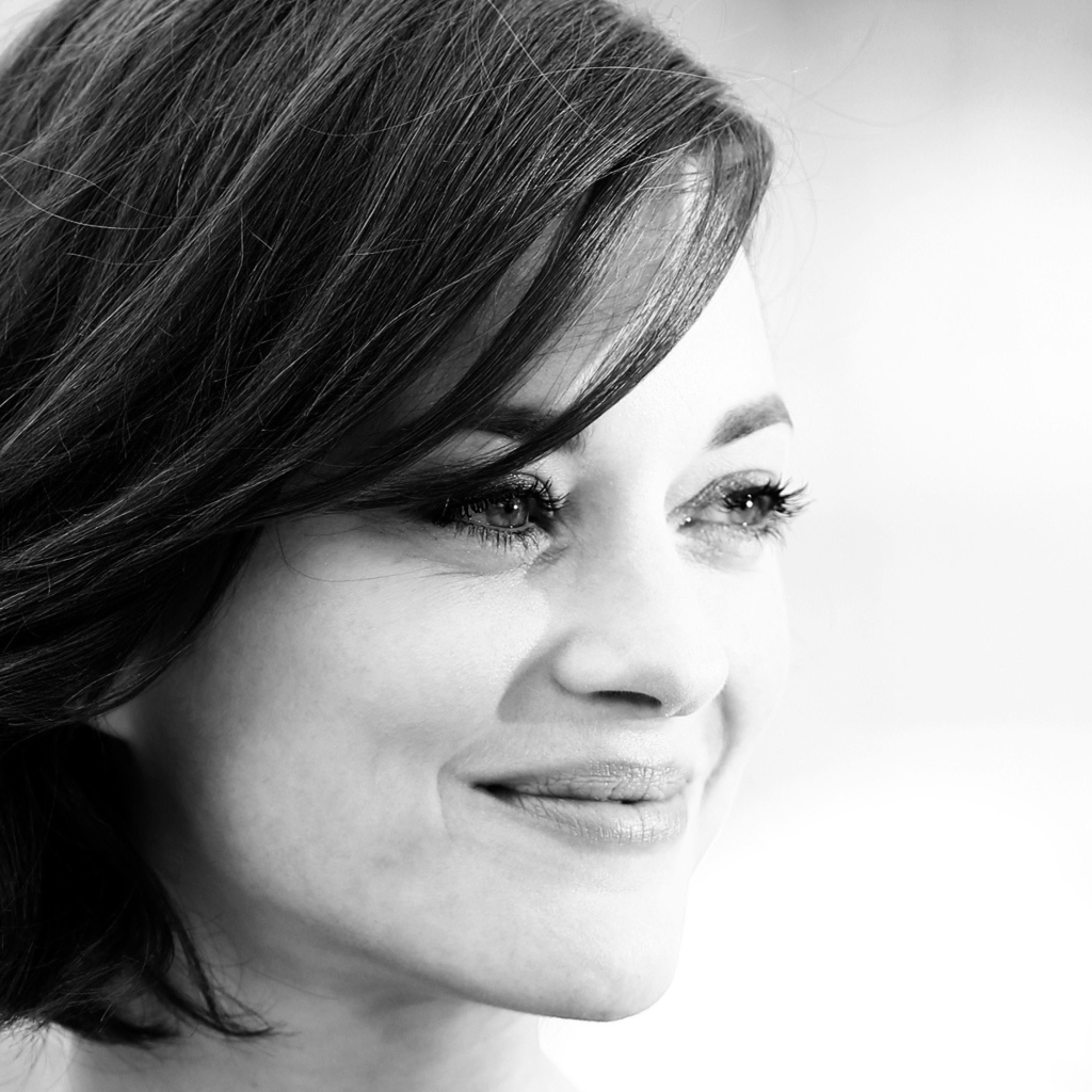 Fondo de pantalla Marion Cotillard Black And White Portrait 1024x1024