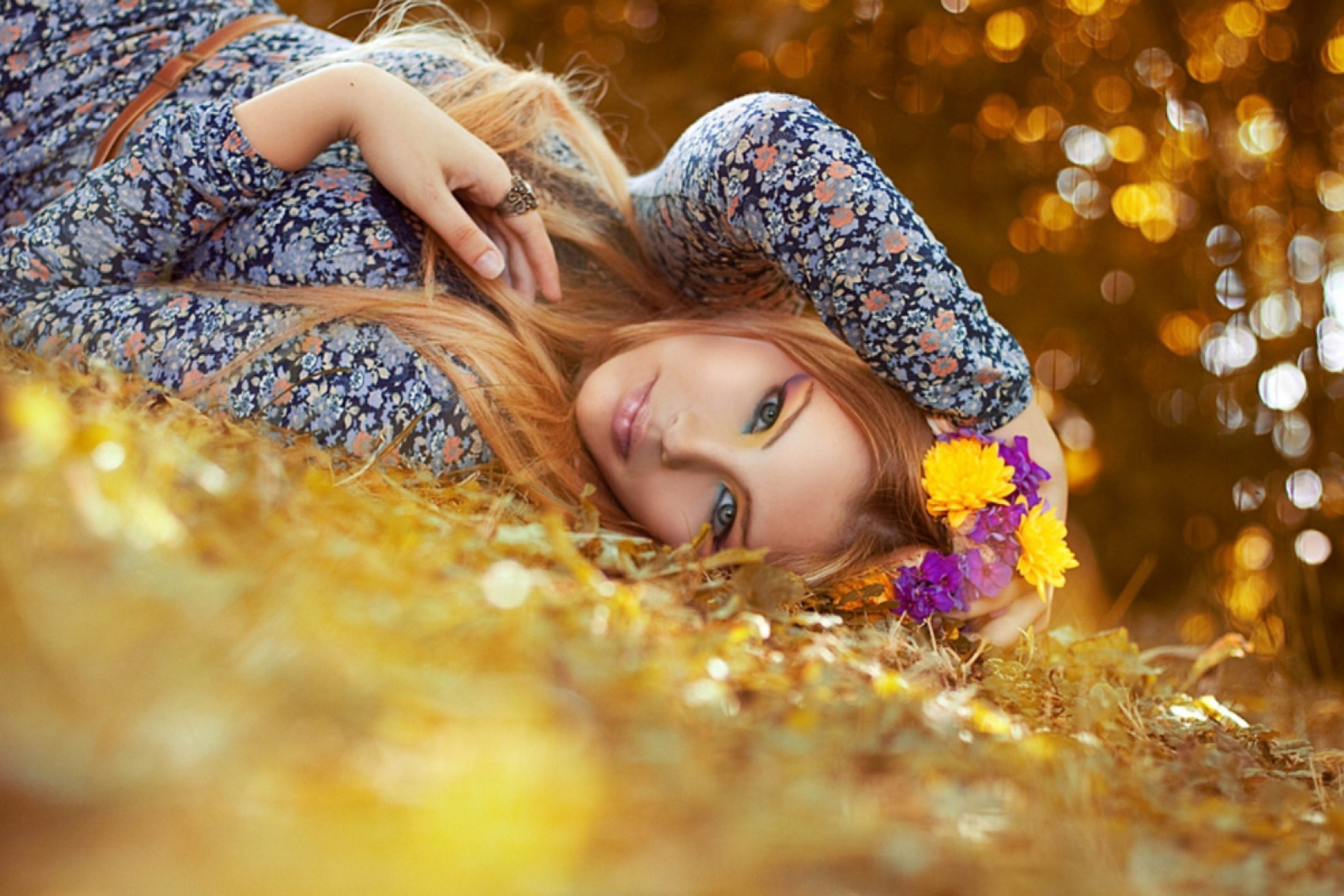 Romantic Girl With Flowers wallpaper 2880x1920