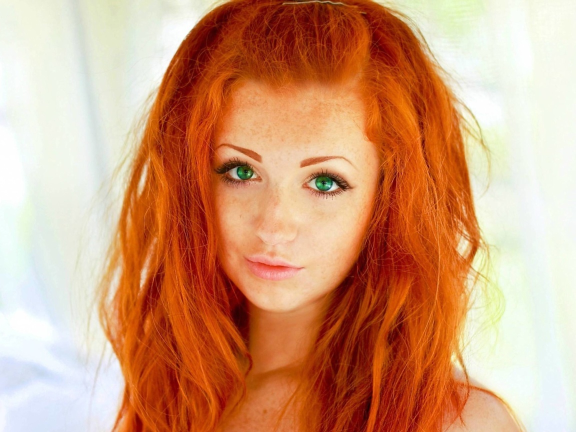 Redhead Girl screenshot #1 1152x864