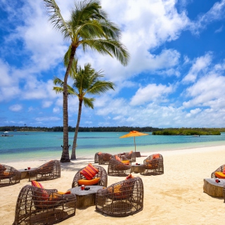 Kostenloses Resort on Paradise Island Wallpaper für iPad 3