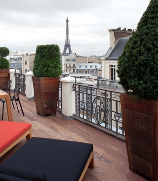 Best Balcony In Paris - Obrázkek zdarma pro 240x320