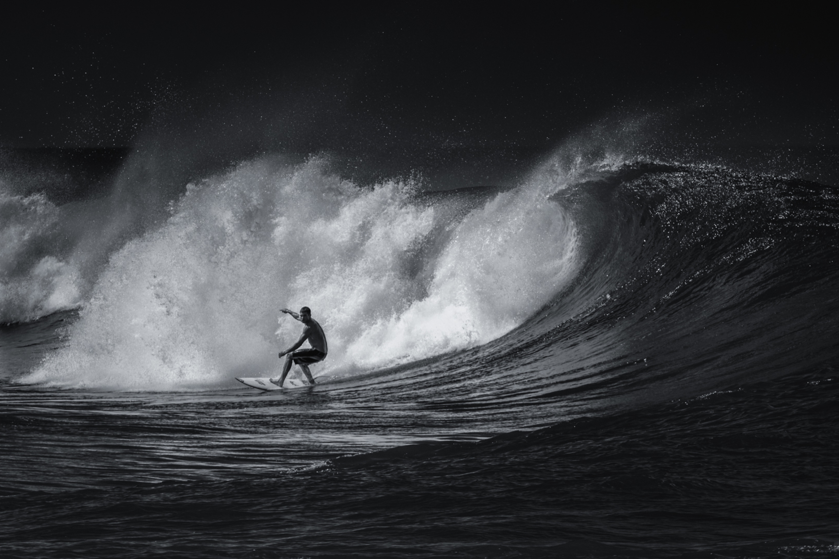 Sfondi Black And White Surfing 2880x1920