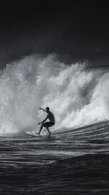Black And White Surfing wallpaper 360x640