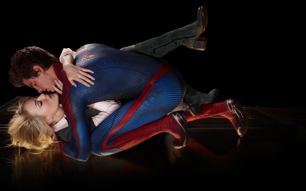 Sfondi Amazing Spider Man Love Kiss 1280x800