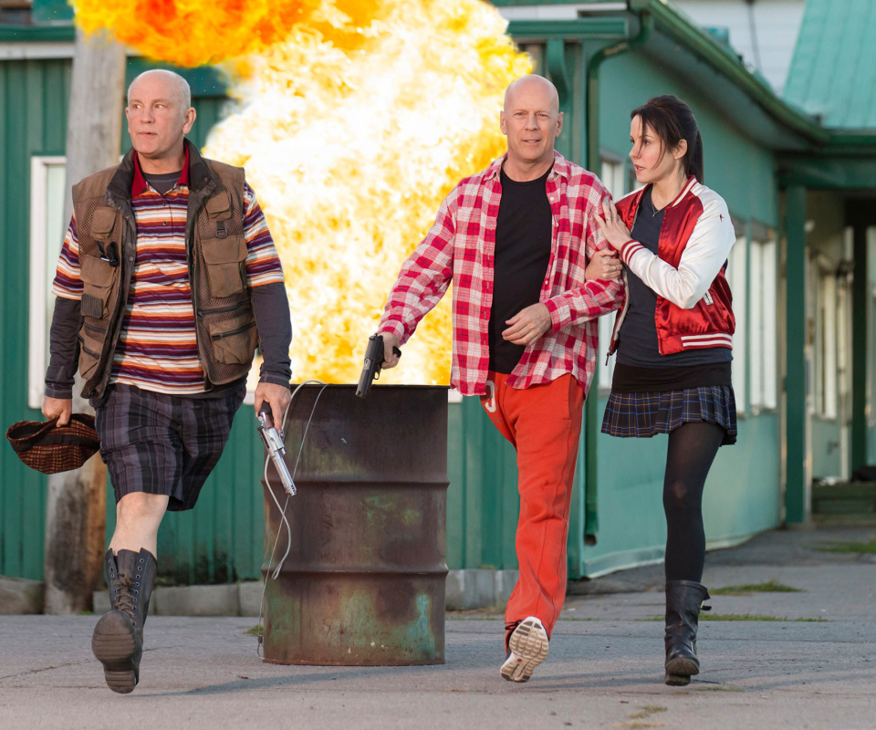 Red 2 screenshot #1 960x800