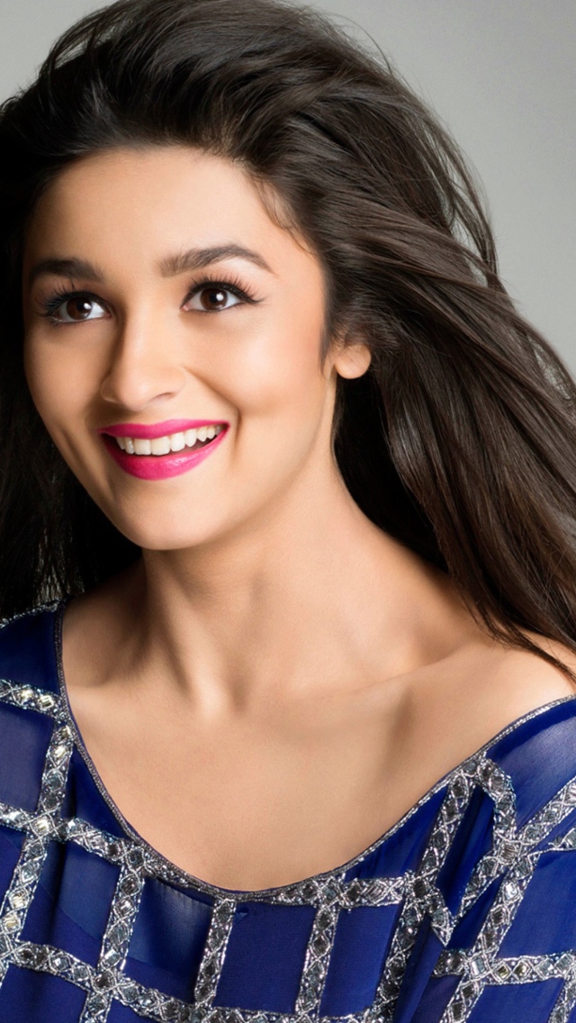 Sfondi Actress Alia Bhatt 640x1136