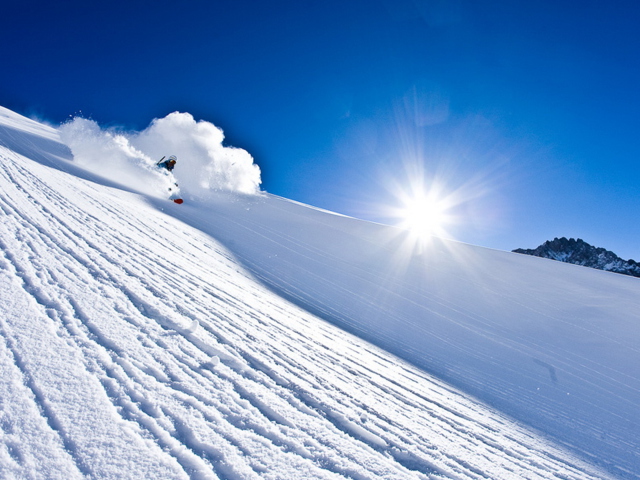 Обои Alpine Skiing 640x480